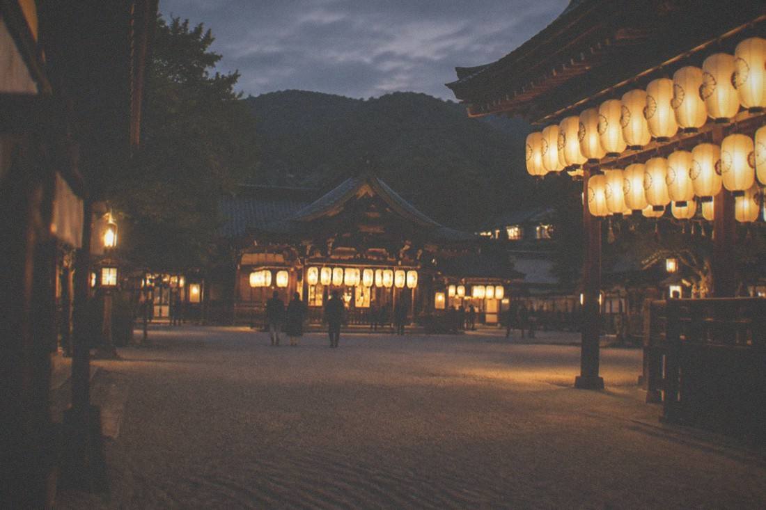 Magical Gion Night Walk, Gion