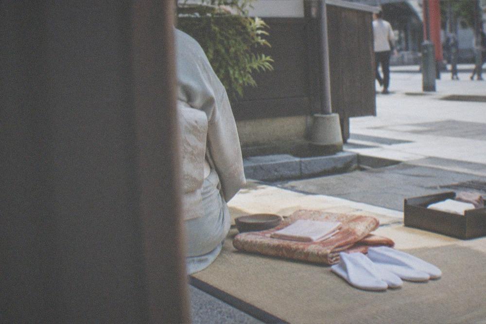 Kimono and tabi socks laid out before a tea ceremony dressing